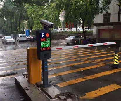 ��������xُ(g��u)һ����ԃr(ji��)�ȵ�ͣ܇��(ch��ng)���l